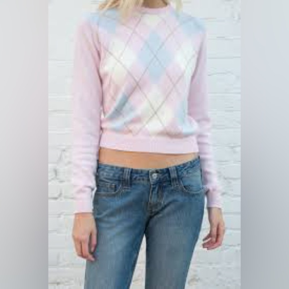 Brandy Melville sweater